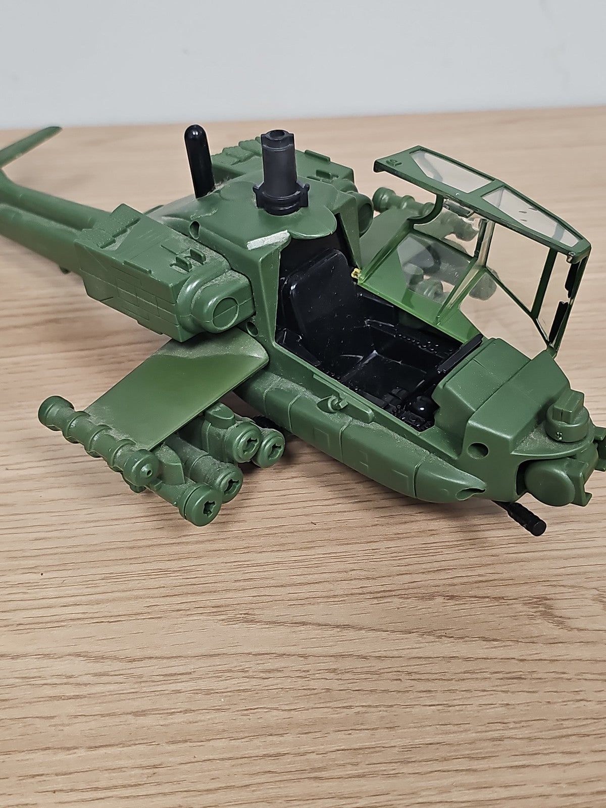 Hélicoptère Apache Godzilla 1998 vintage TrendMasters ancien jouet collection ra