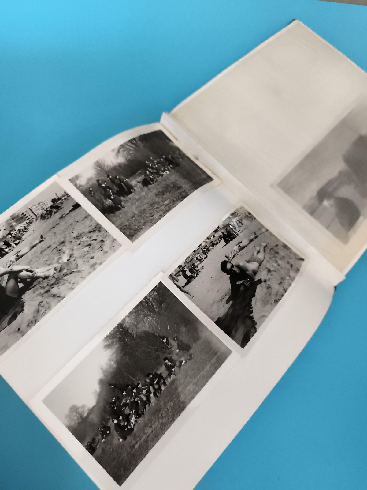 Album photos militaires ancien, classeur photographies soldats, noir & blanc vin