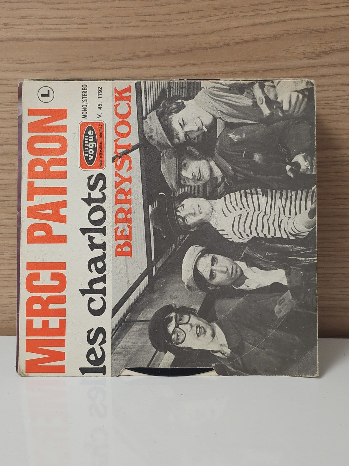 Vinyle 45 tours rétro ancien "Merci Patron" disque vintage collection musique