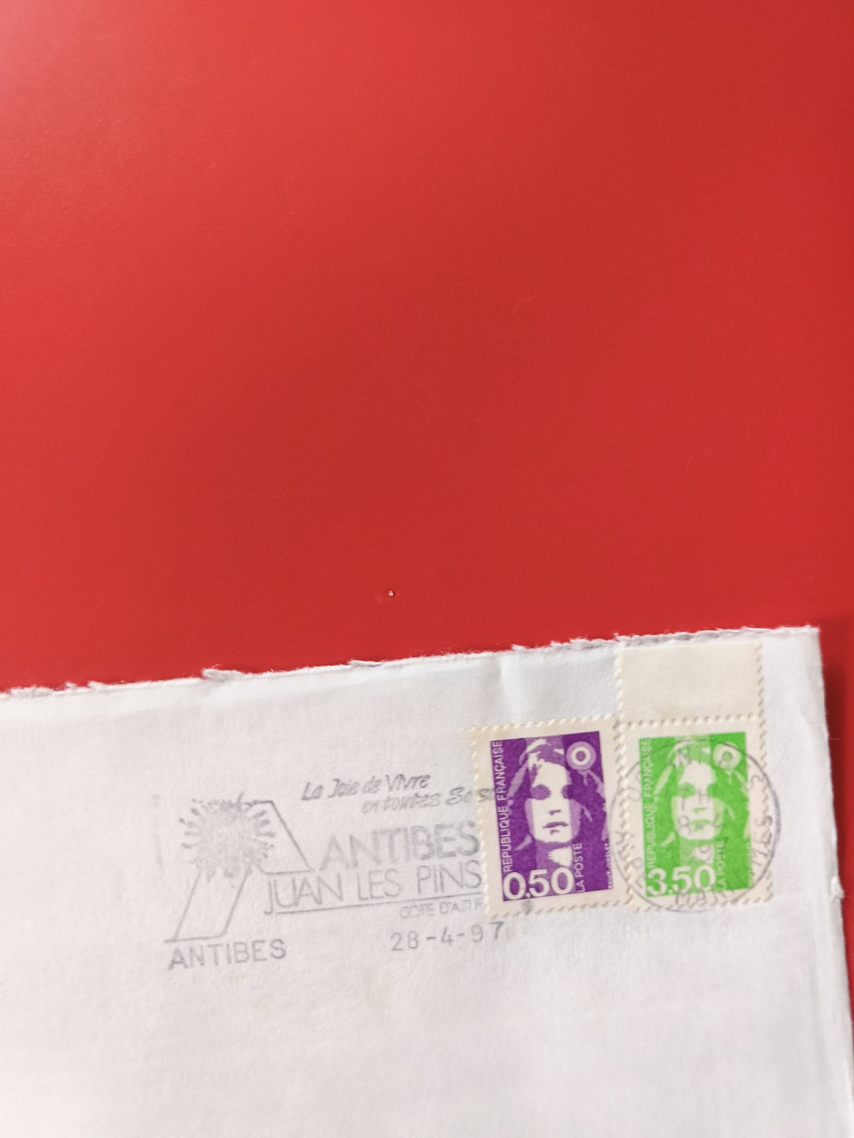 Enveloppe philatélie oblitérée Antibes timbres Marianne violet et vert