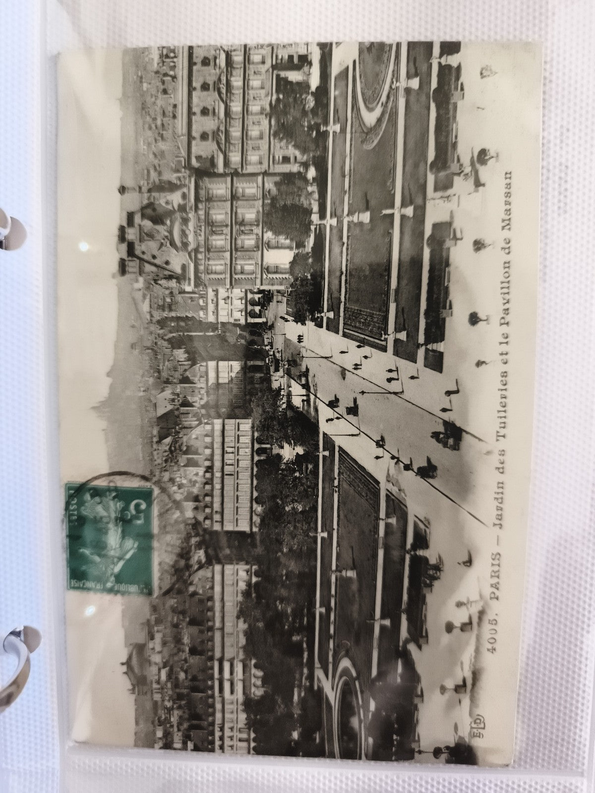 Carte postale CPA Paris Jardin des Tuileries Pavillon de Marsan timbre