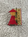 Pin's vintage Mikado rouge doré émaillé badge ancien jeu asiatique (Ref 10)