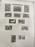 Timbres Madagascar République Malgache papillons et faune flore philatélie lot
