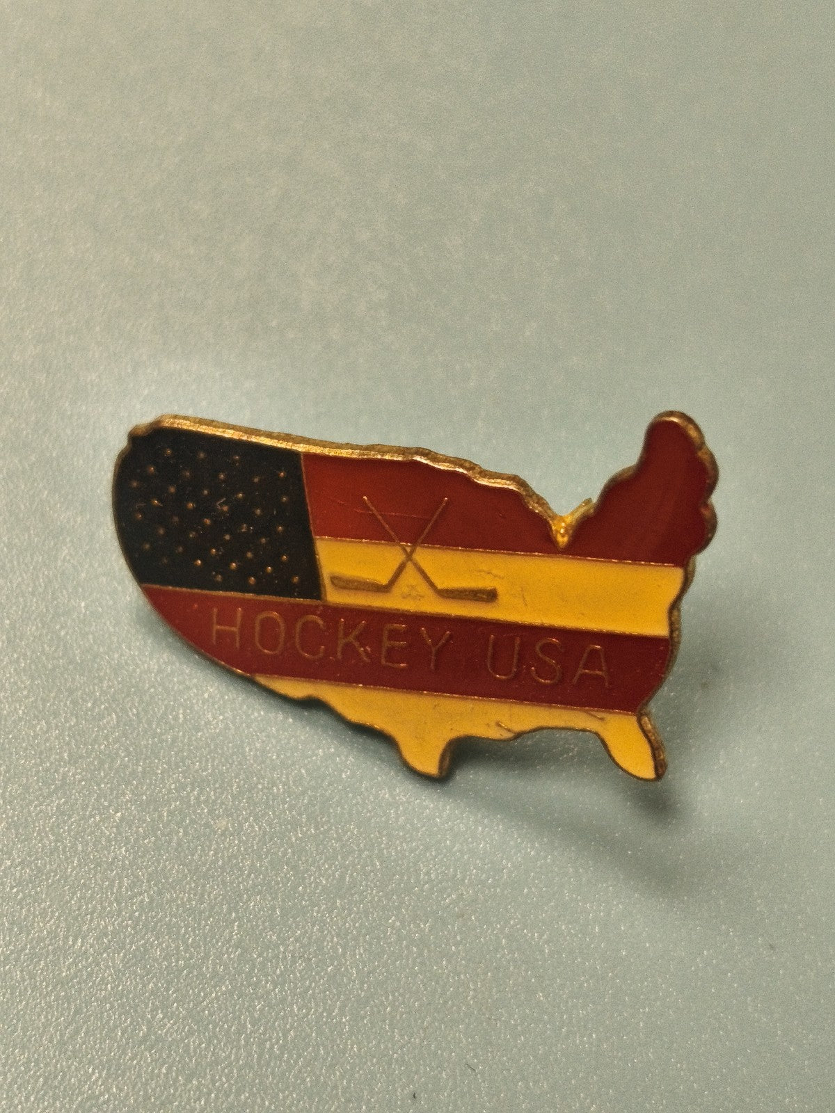 Vintage pin's Hockey USA carte États-Unis drapeau émaillé collection sport