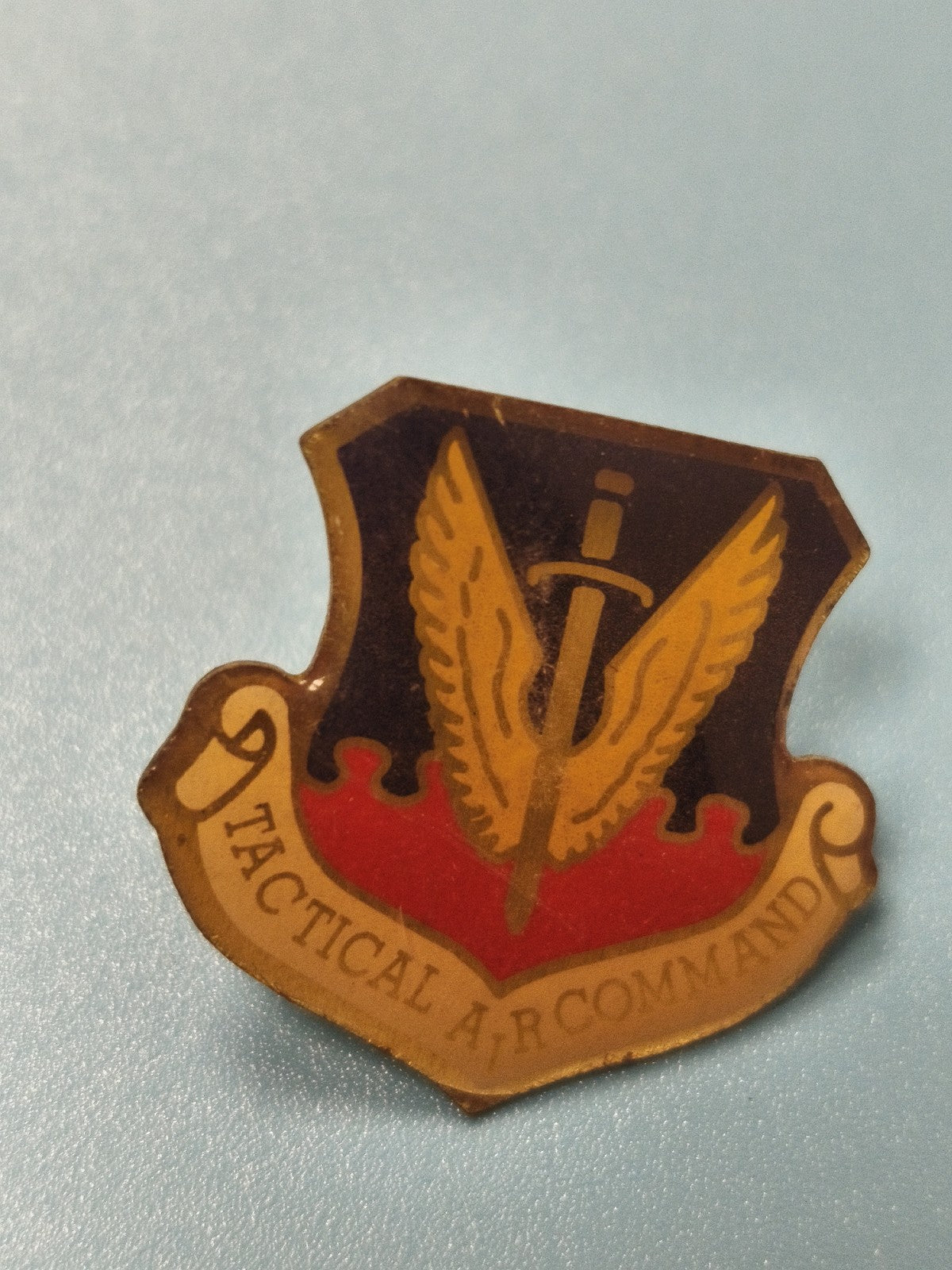 Vintage pin's insigne Tactical Air Command armée US écusson émaillé ancien