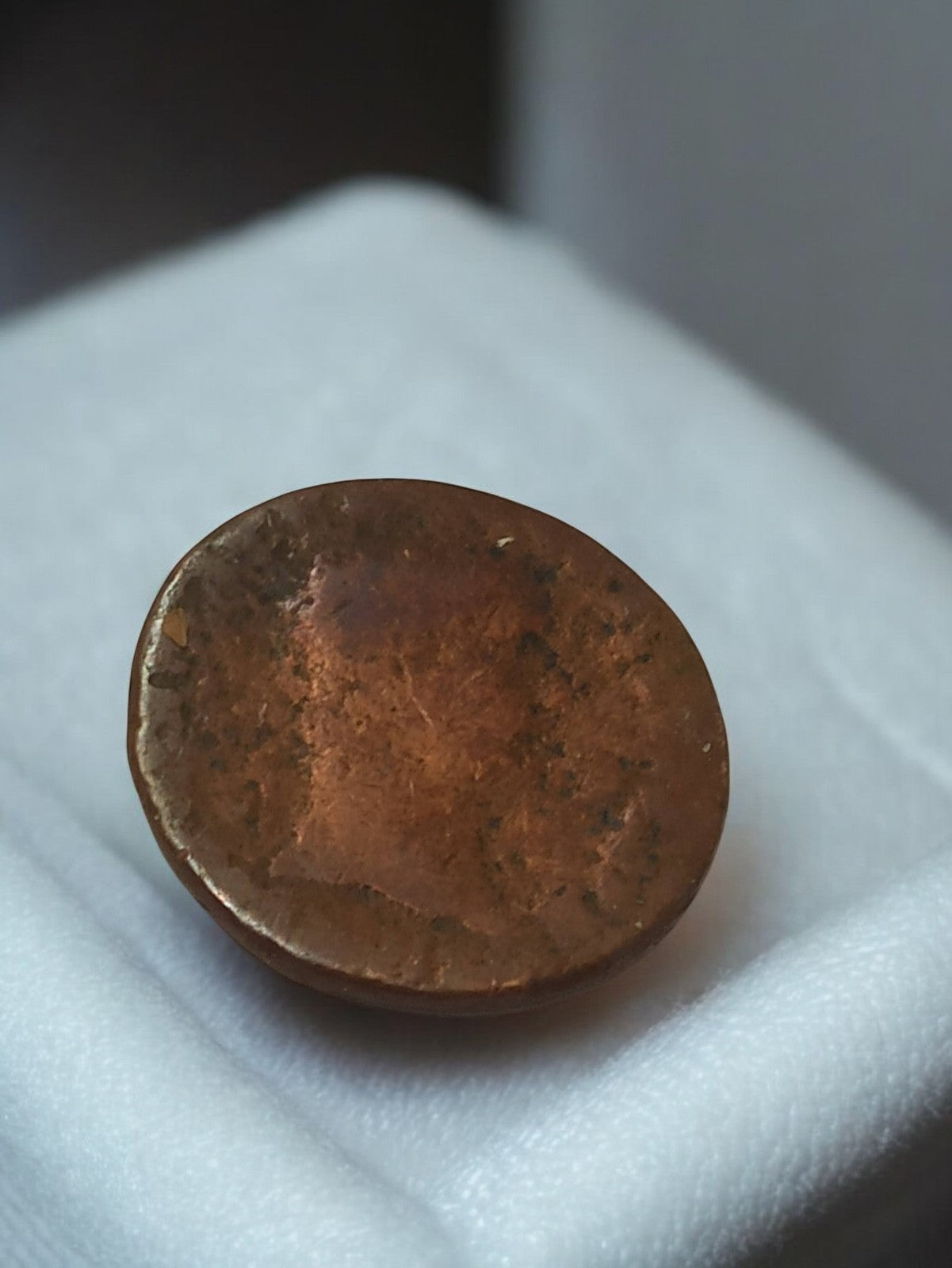 Monnaie romaine en bronze avec portrait d?empereur Ier-IIe siècle authentique