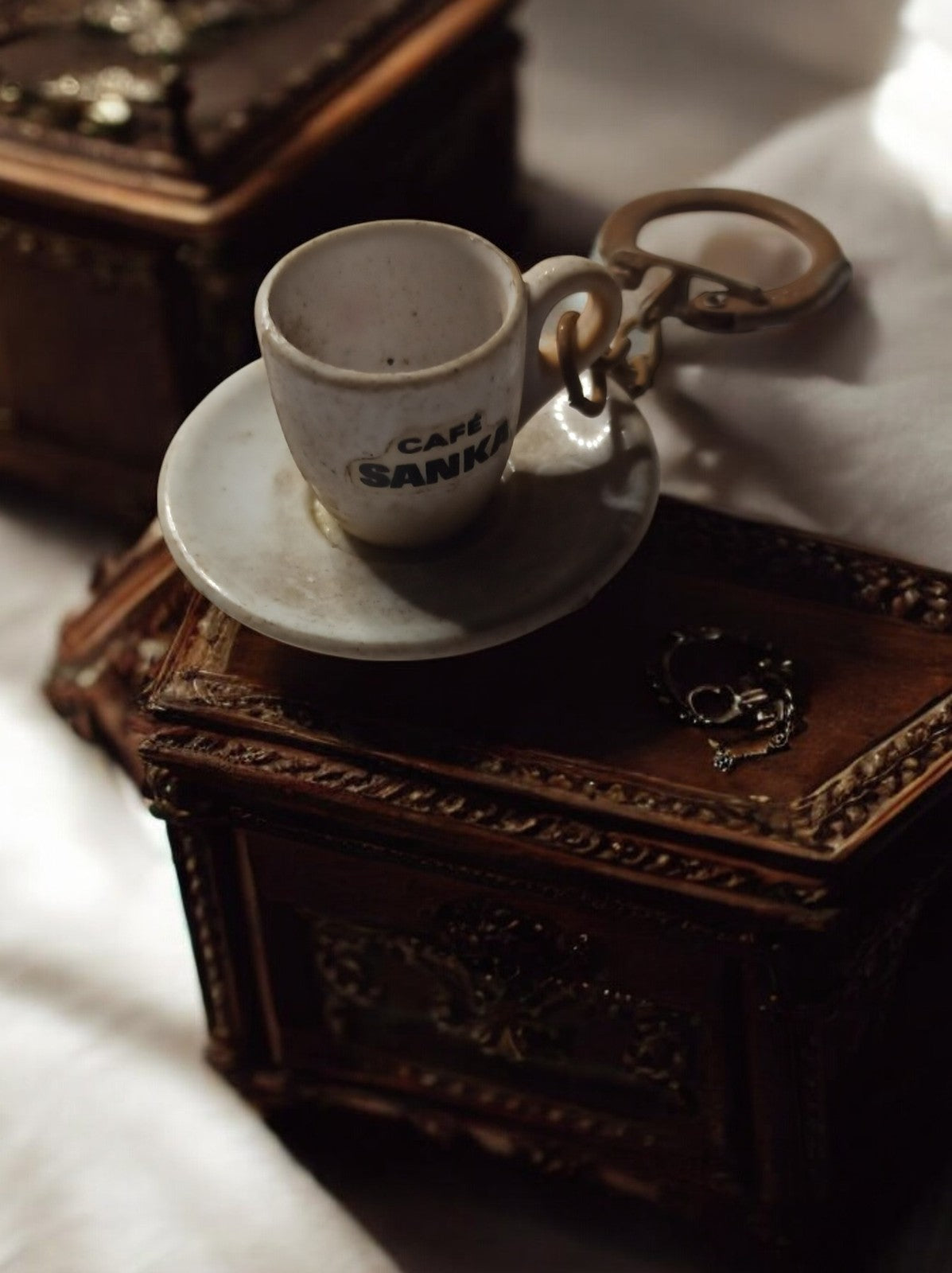 Porte-clés vintage tasse Café Sanka publicitaire, mini tasse soucoupe rétro