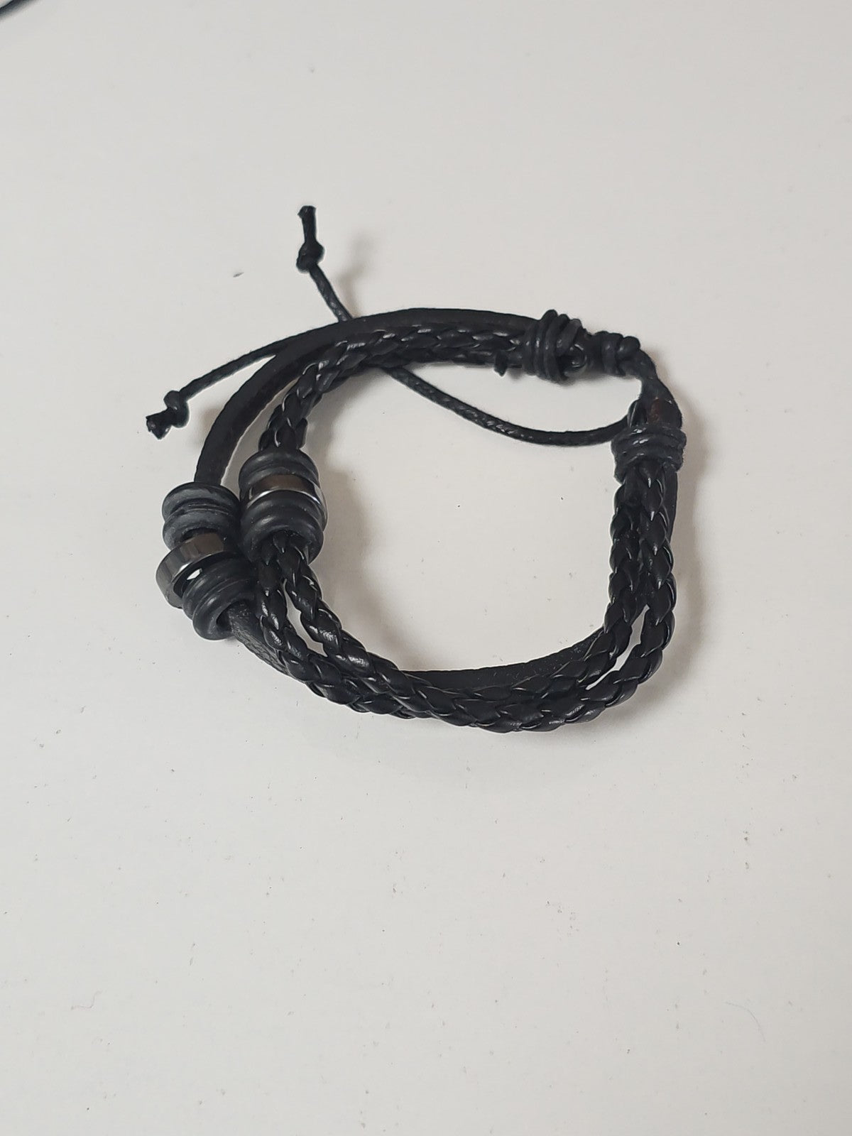Bracelet fantaisie élégant, accessoire mode d?occasion pour femme, bijou tendanc