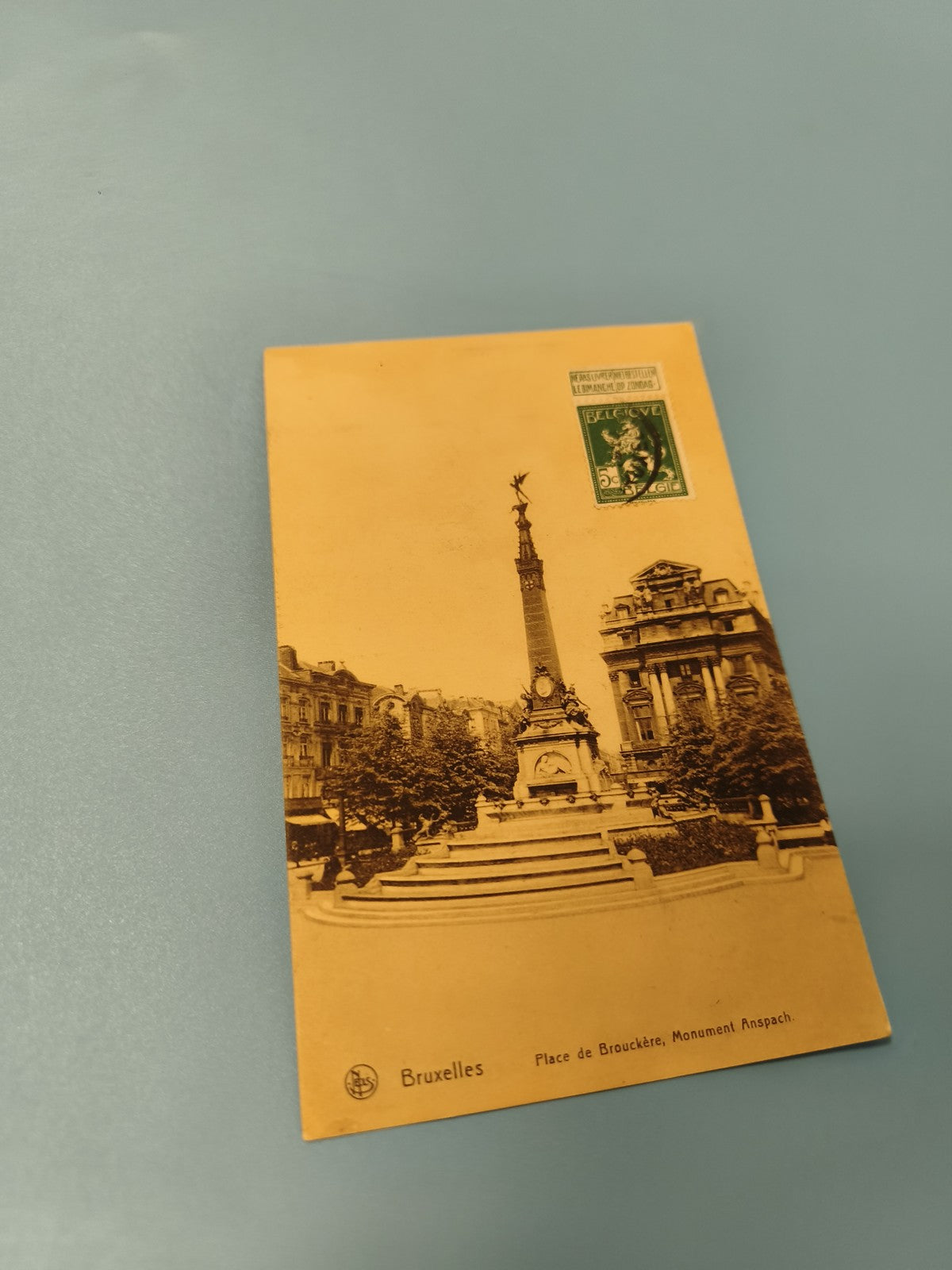 Carte postale ancienne Bruxelles Place de Brouckère Monument Anspach timbrée