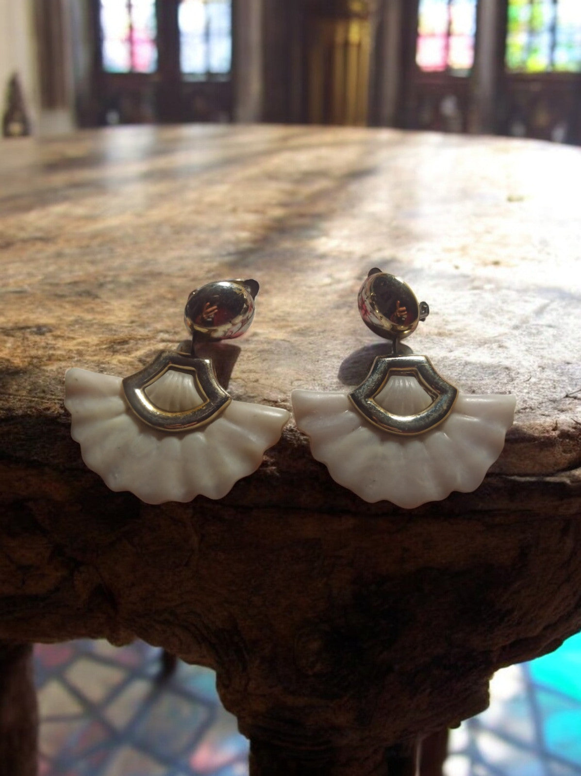 Boucles d'oreilles vintage des années 70 en parfait état