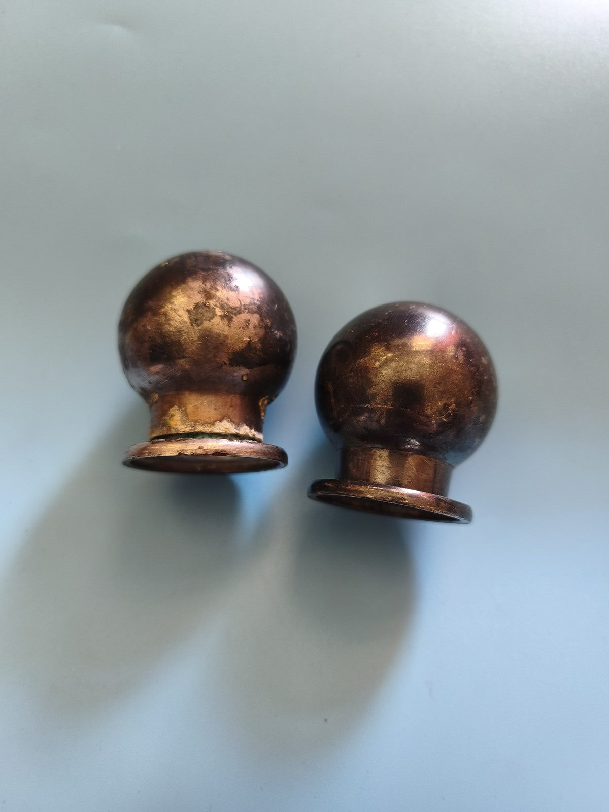 Salerons anciens vintage Ercuis, élément de collection rétro pour table élégante