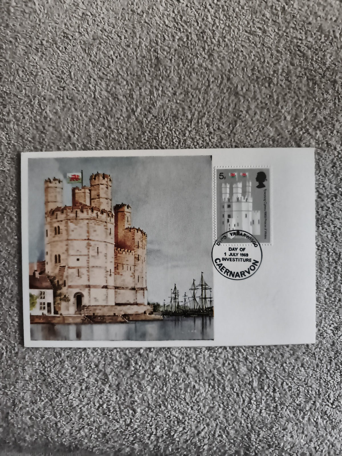 Lettre Premier Jour Caernarfon 1969 Royaume-Uni château timbre philatélie