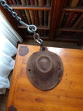 Porte-clés vintage chapeau métal marron publicitaire rétro accessoire déco