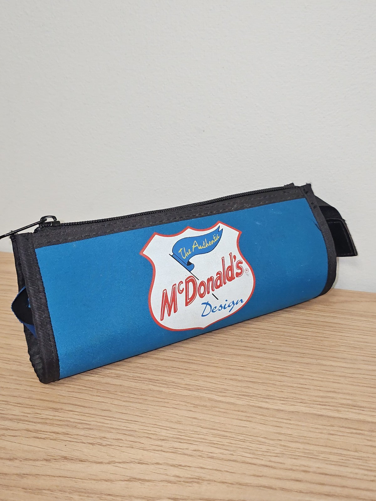 Trousse rétro ancienne Mac Donald's design vintage, collection fast food rare