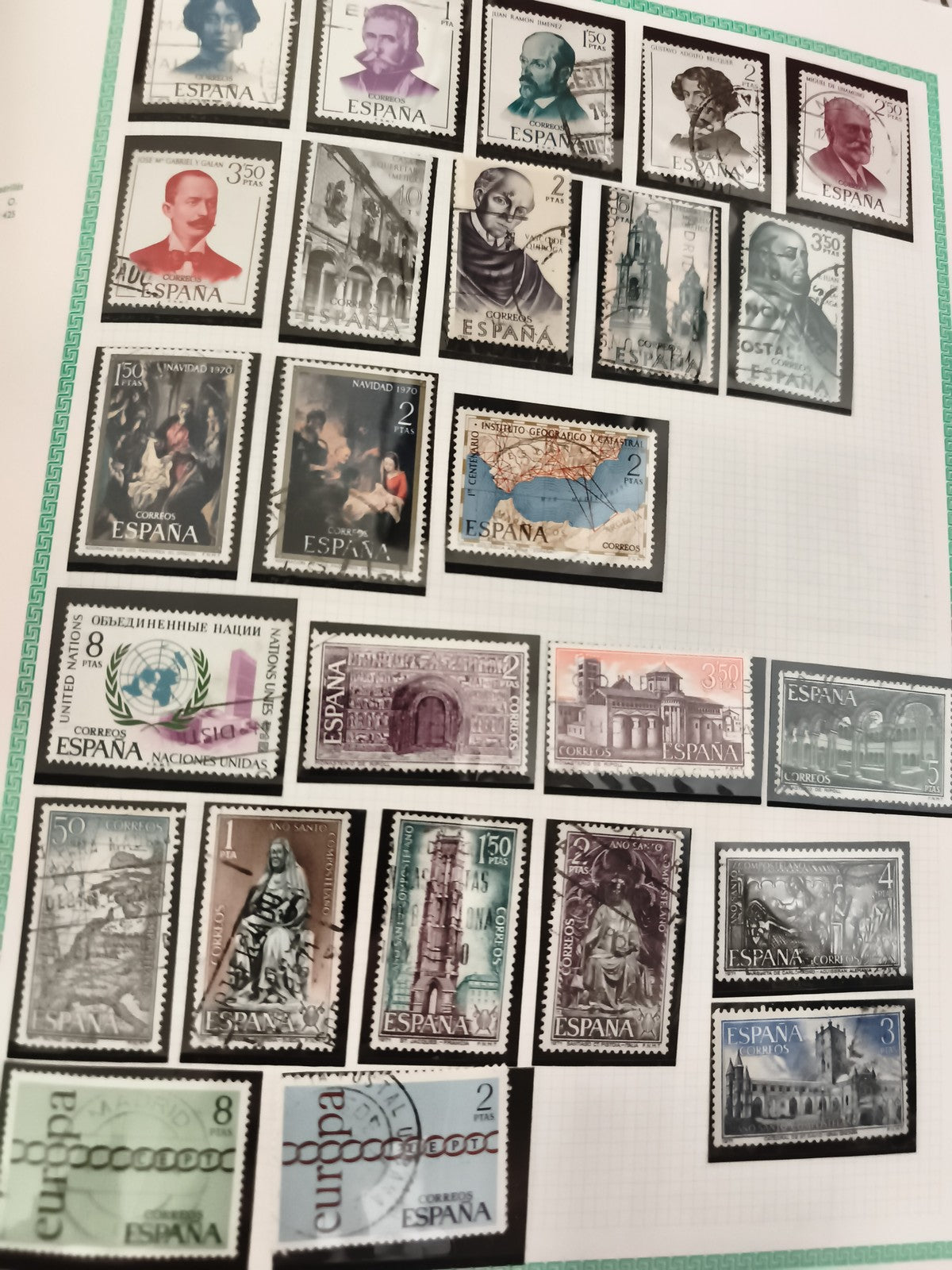 Timbres Espagne oblitérés x23 architecture art Europa philatélie