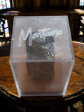Boîte présentoir vintage Montana translucide, cube publicitaire parfum