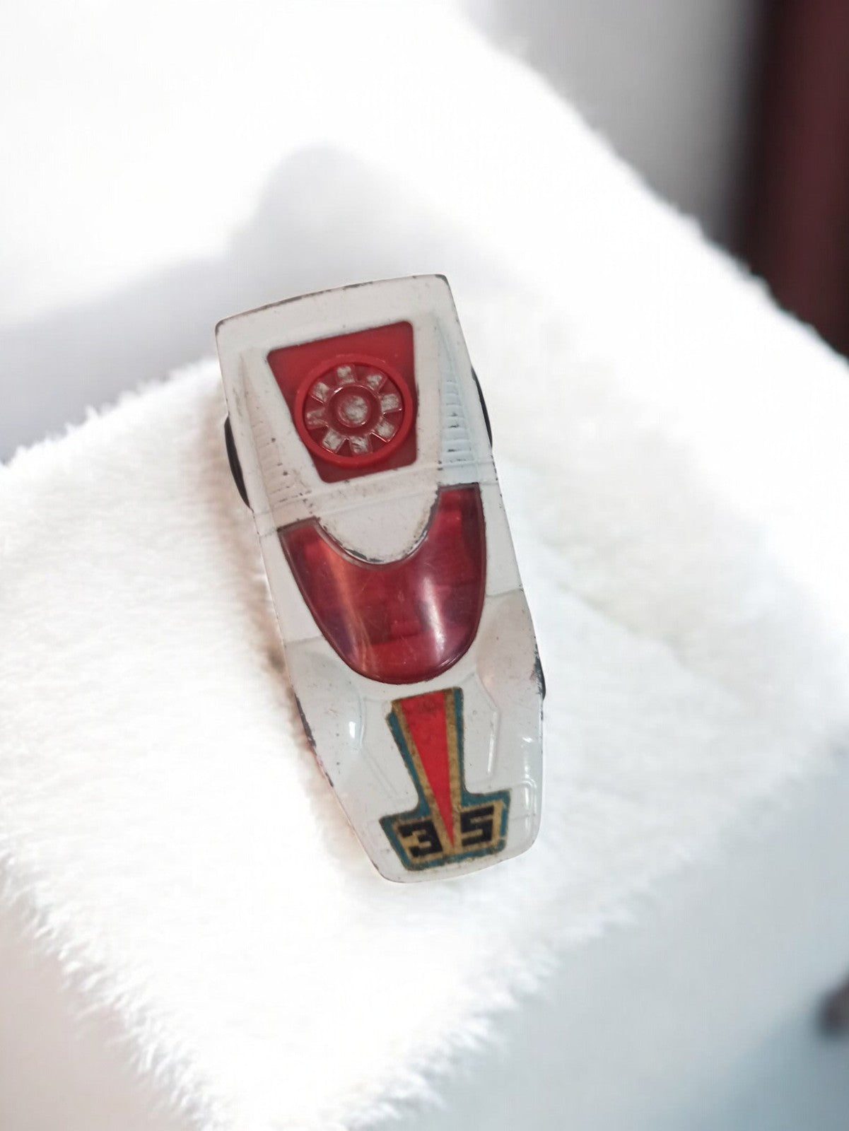 Véhicule miniature ancien blanc rouge n°33 voiture rétro vintage jouet déco