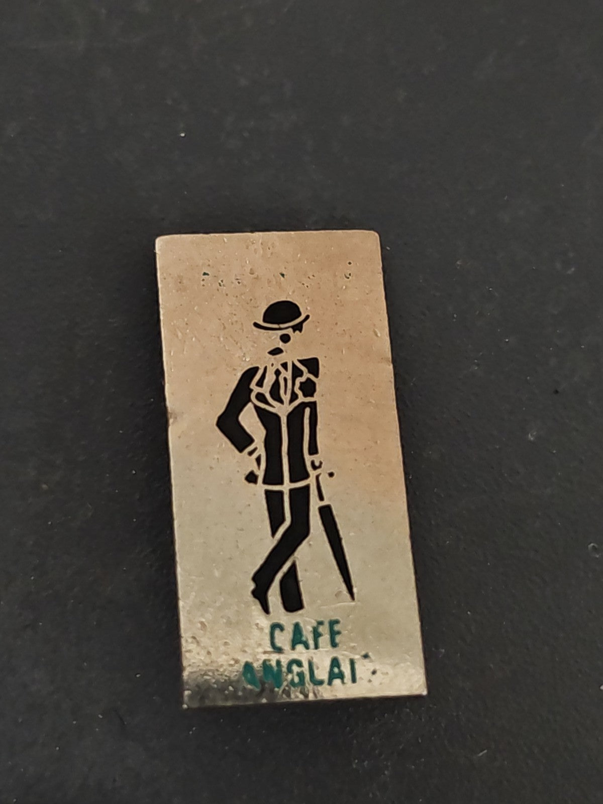 Pin's vintage ancien café anglais rétro collection badge broche rare UK pub