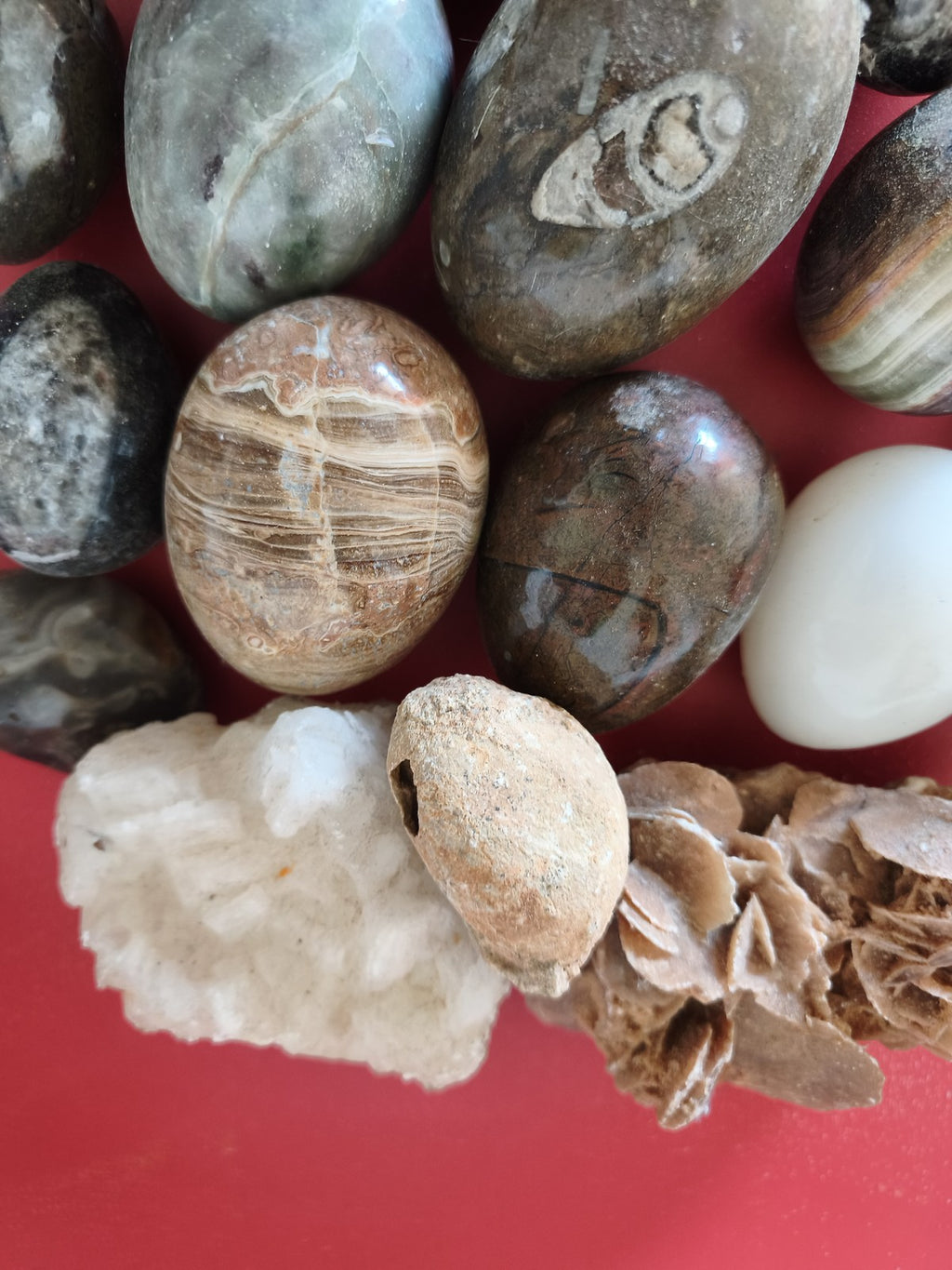 Lot vintage d??ufs anciens en pierres naturelles labradorite jaspe collection dé