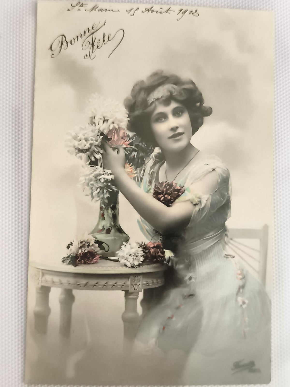 Carte postale ancienne Bonne Fête femme années 1910 CPA photo colorisée