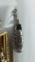 Rare porte-clés vintage sneaker métal style Nike Adidas ancien collection