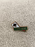 Pin's vintage Tapis Vert jeu de cartes émaillé badge ancien (Ref 2)