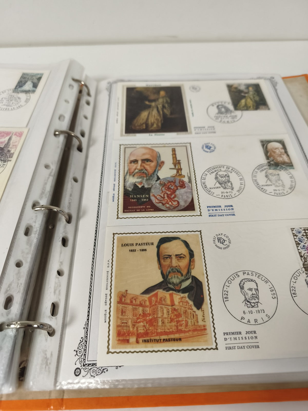 Lot enveloppes FPD timbrées France, thématique Poste et Ballons, album inclus