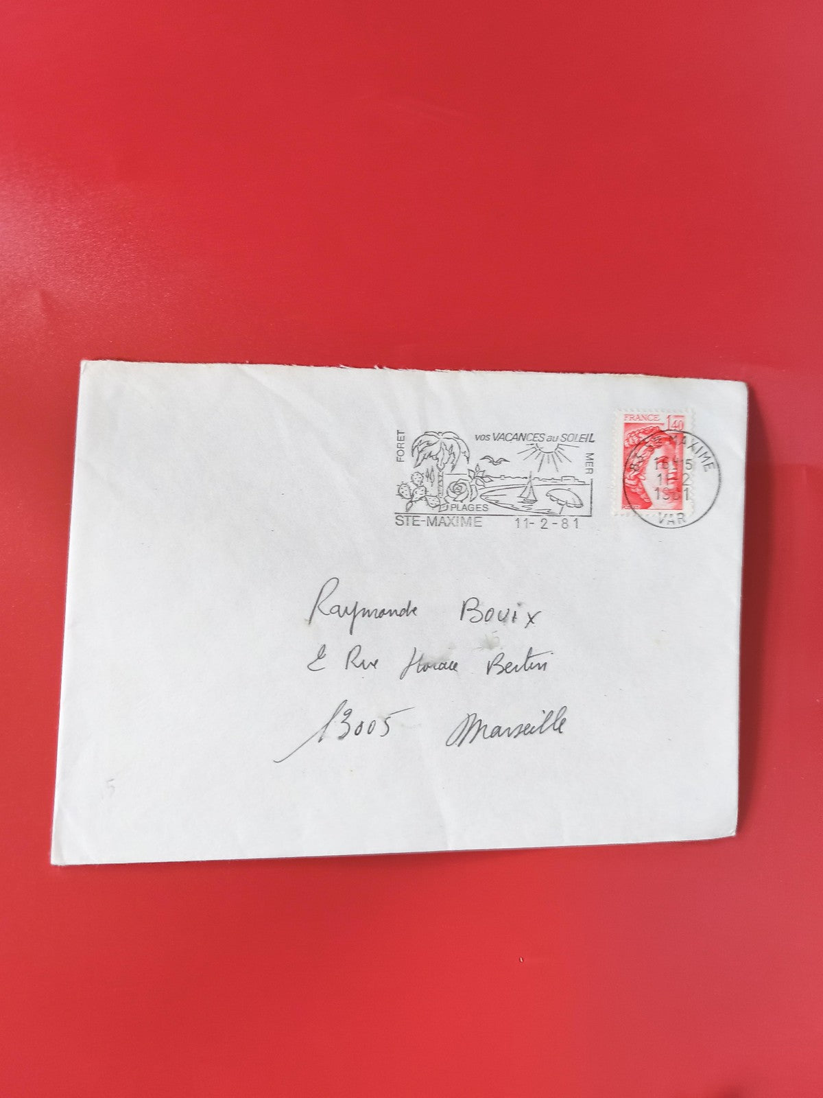 Enveloppe philatélie affranchie France cachet Ste-Maxime timbre Marianne rouge