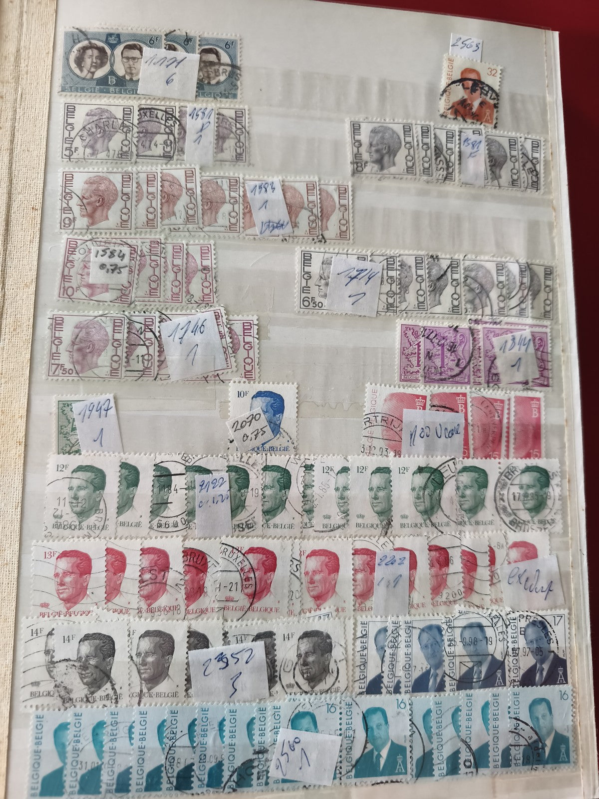 Lot de timbres Belgique oblitérés divers formats, portraits et couleurs variées