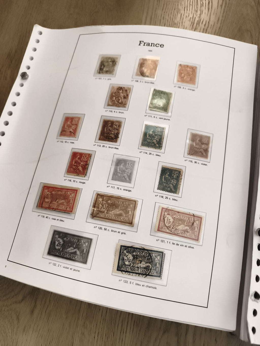 Lot de gros classeurs timbres France albums partiellement remplis philatélie