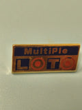 Pin's vintage Loto Multiple rectangulaire bleu rouge collection jeu ancien