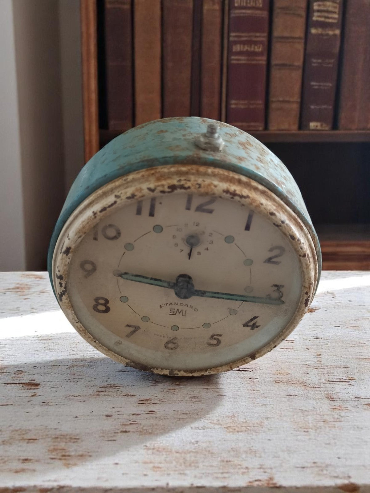 Réveil de table vintage SMI Standard à restaurer bleu cadran rond rétro