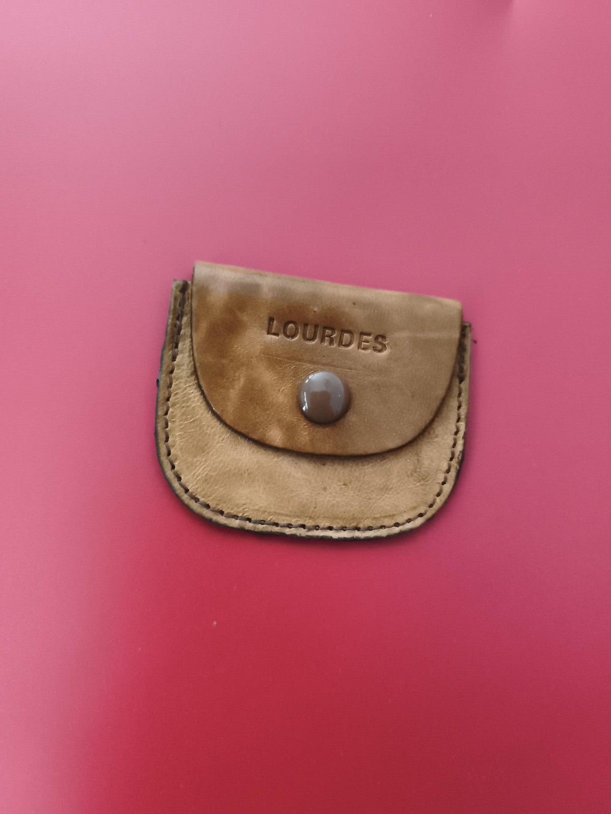 Porte-monnaie ancien LOURDES en cuir marron vintage rétro porte monnaie