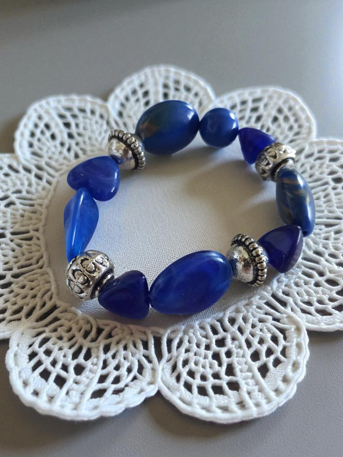Bracelet fantaisie vintage en métal doré - Accessoire rétro pour collectionneurs