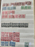 Lot de timbres oblitérés France et Belgique, divers formats et couleurs