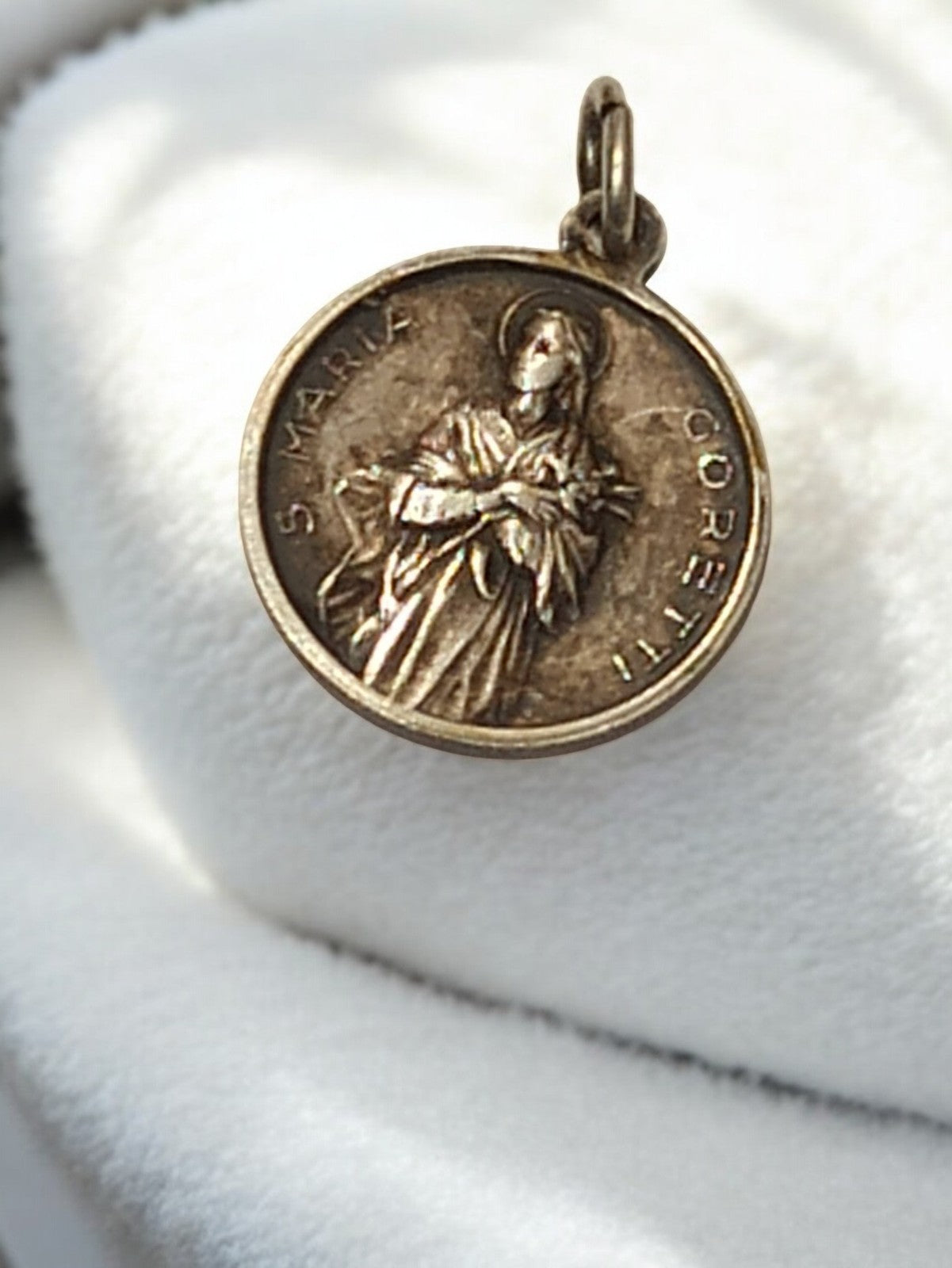 Médaille religieuse ancienne S. Maria Goretti vintage pendentif rond