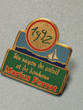 Vintage pin's Marius Ferrat 1992, émaillé, collection, voilier, rétro