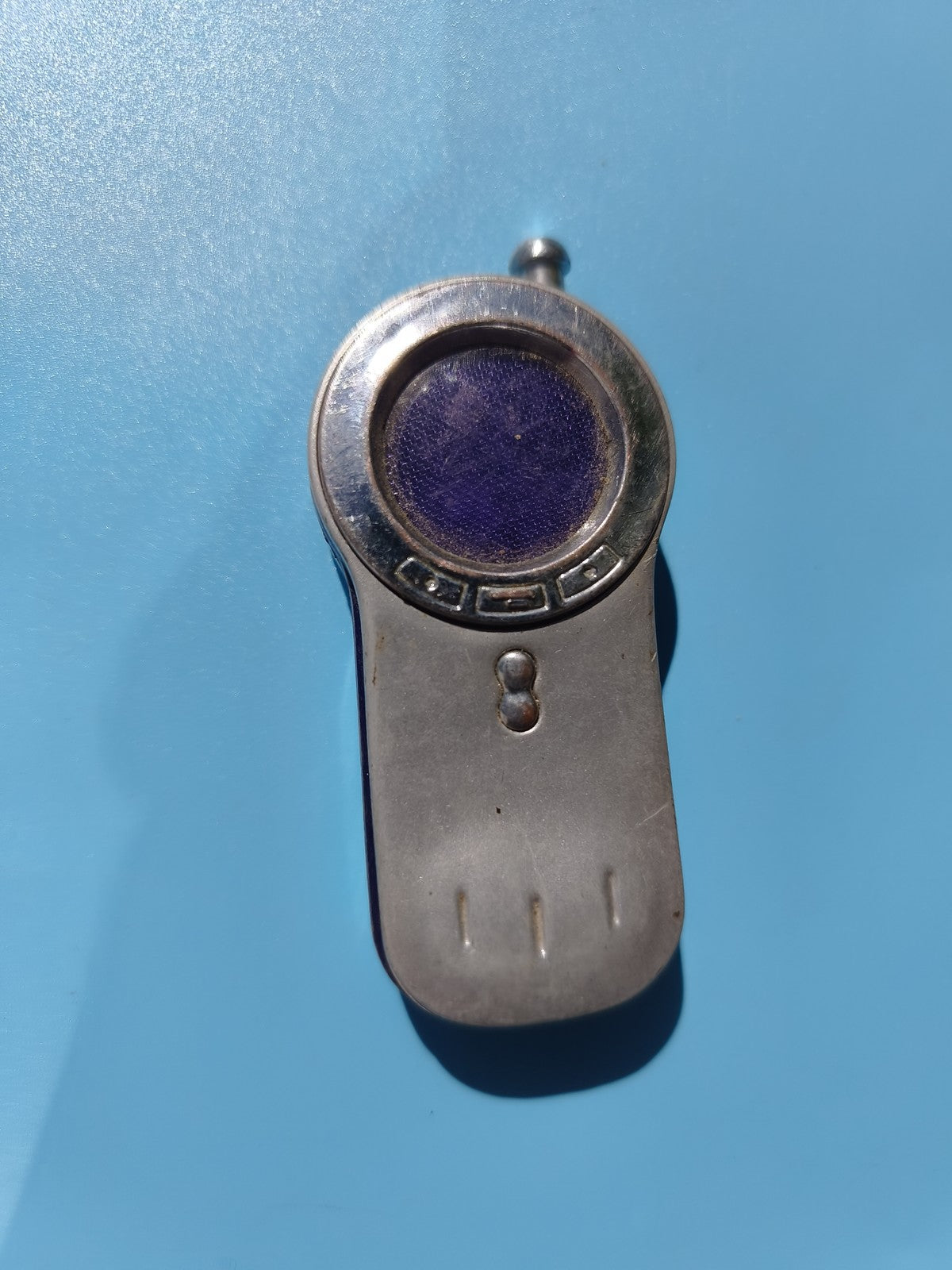 Ancien briquet publicitaire en métal, design rétro, à restaurer ou collection