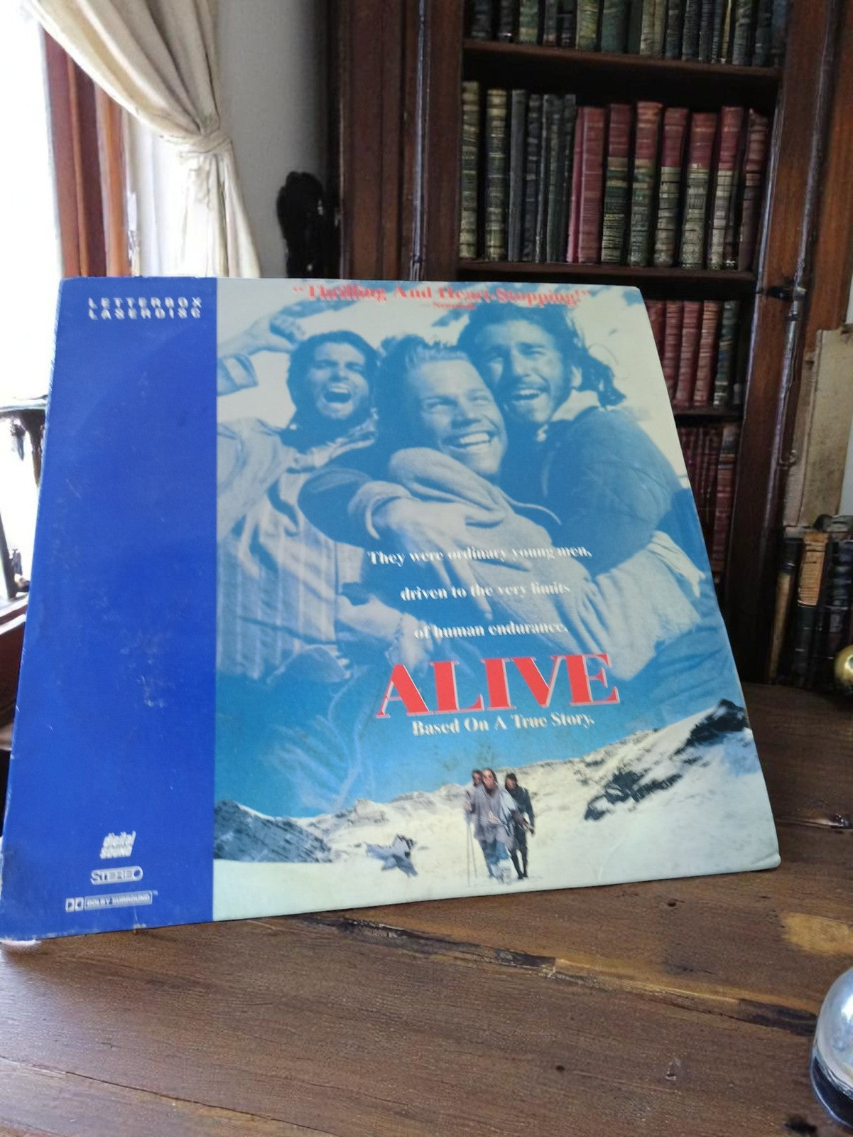 Laserdisc Alive vintage film années 90 Letterbox Laservision ? jaquette original
