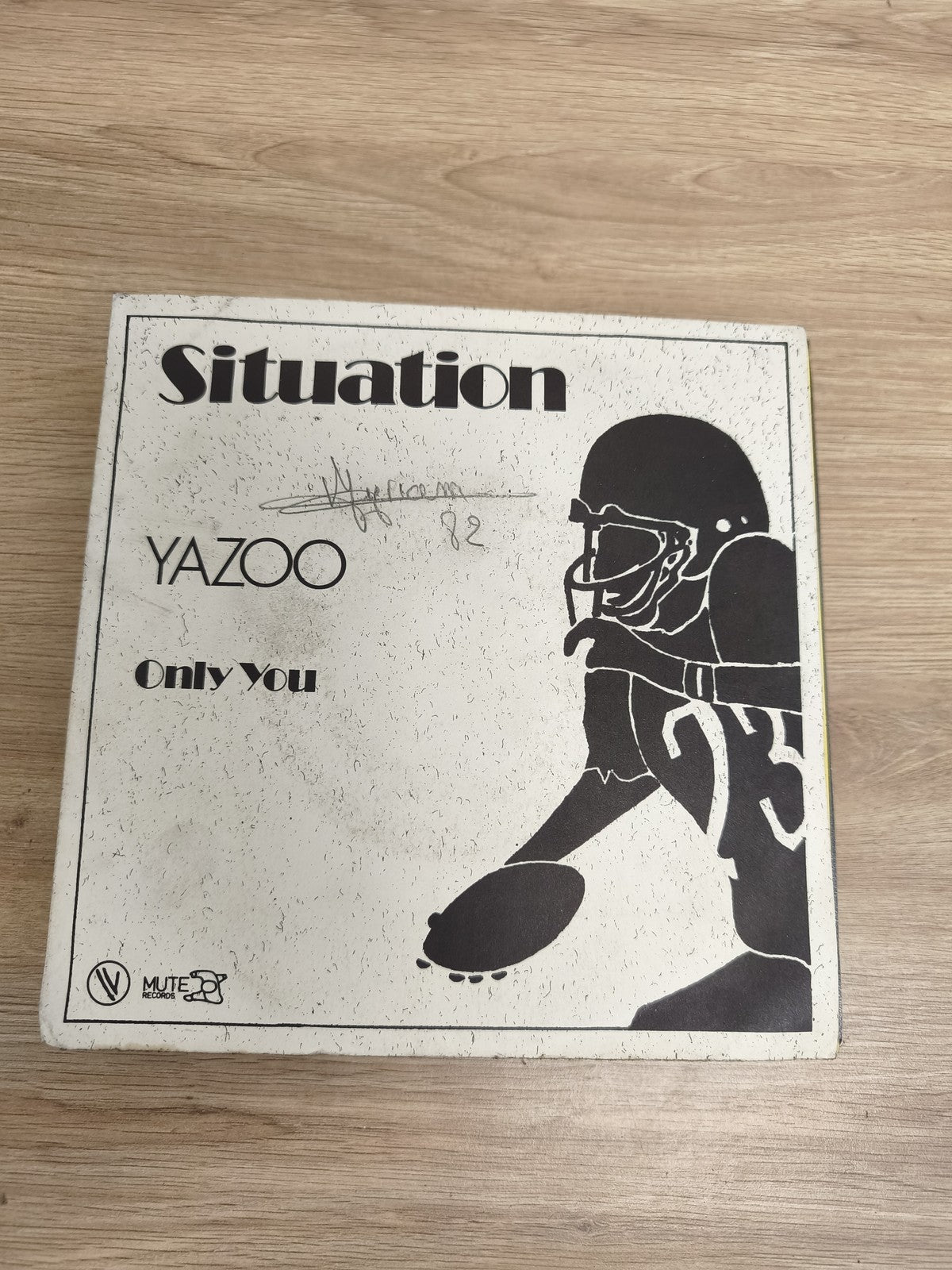 Vinyle 45 tours Yazoo Situation / Only You pochette illustrée noir et blanc (Ref