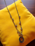 Collier vintage doré à pendentif ovale et strass, chaîne rétro chic
