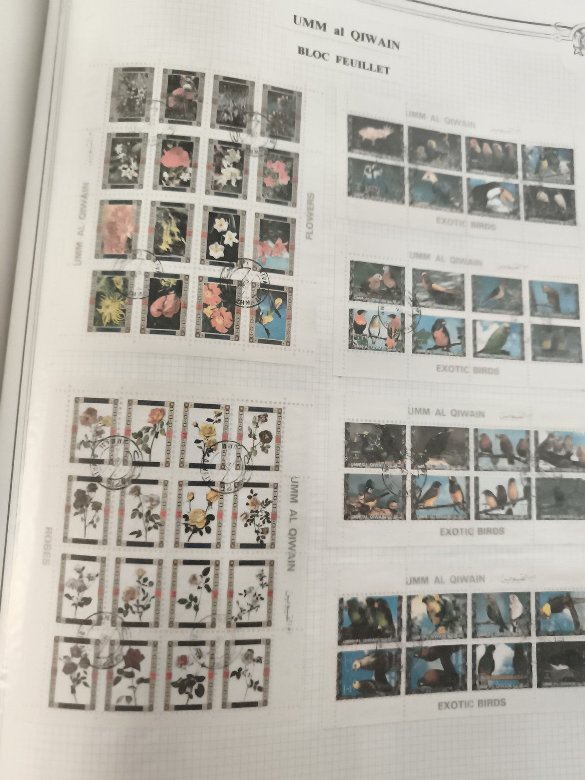 Bloc feuillet timbres Umm al Qiwain fleurs oiseaux oblitérés philatélie