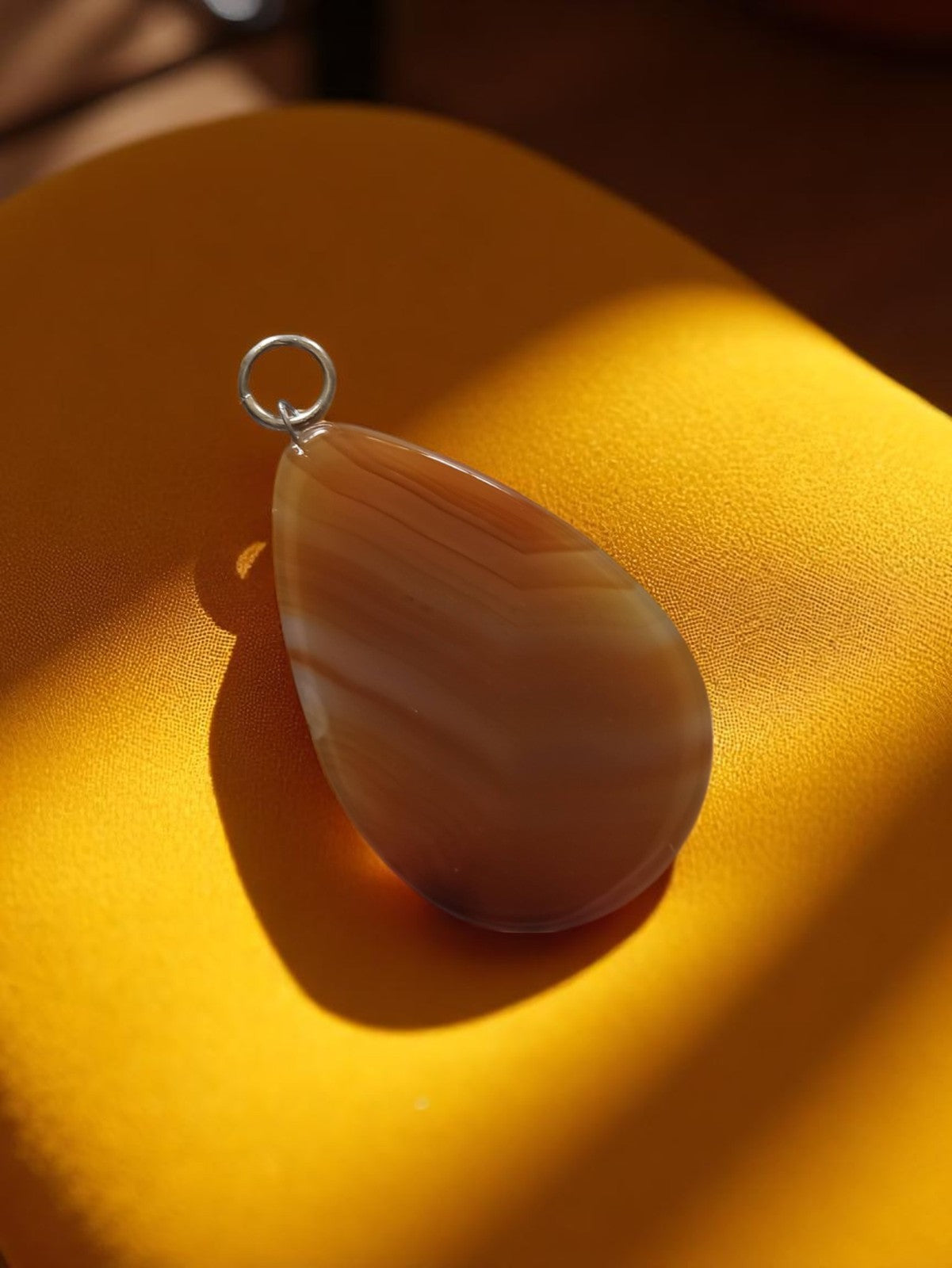 Pendentif vintage goutte en agate naturelle, tranche rétro, bijou années 70