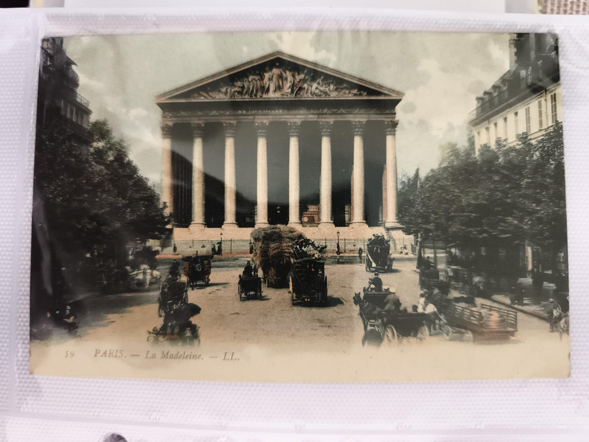 Carte postale CPA Paris La Madeleine LL colorisée attelage chevaux début XXe
