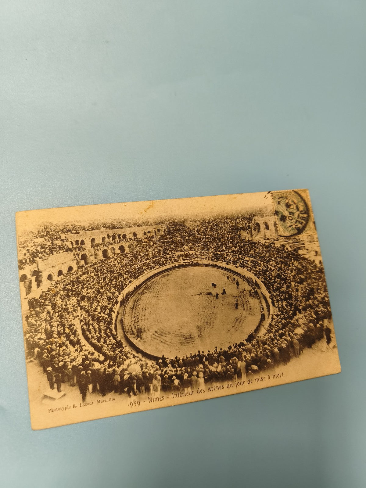 Ancienne carte postale Nîmes Arènes tauromachie animée vintage (Ref 1)