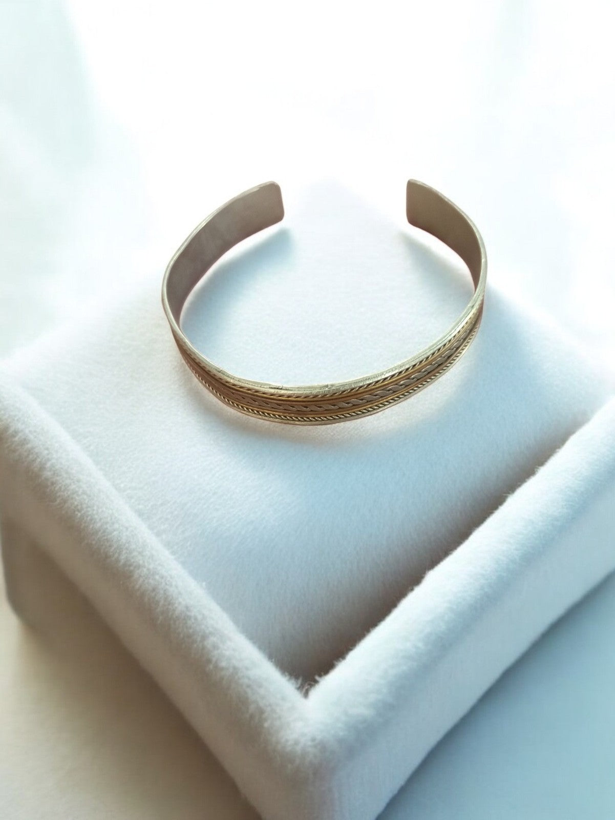Bracelet jonc vintage en métal doré, style ethnique rétro, bijou ancien