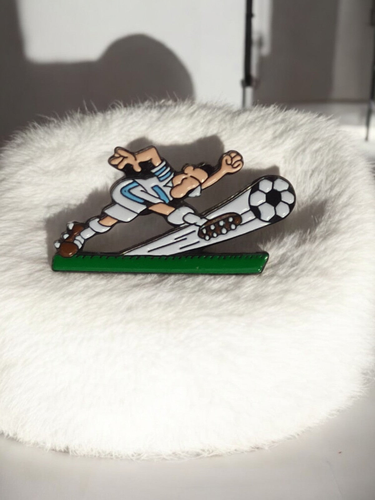 Pin's vintage Olympique de Marseille OM joueur football rétro rare