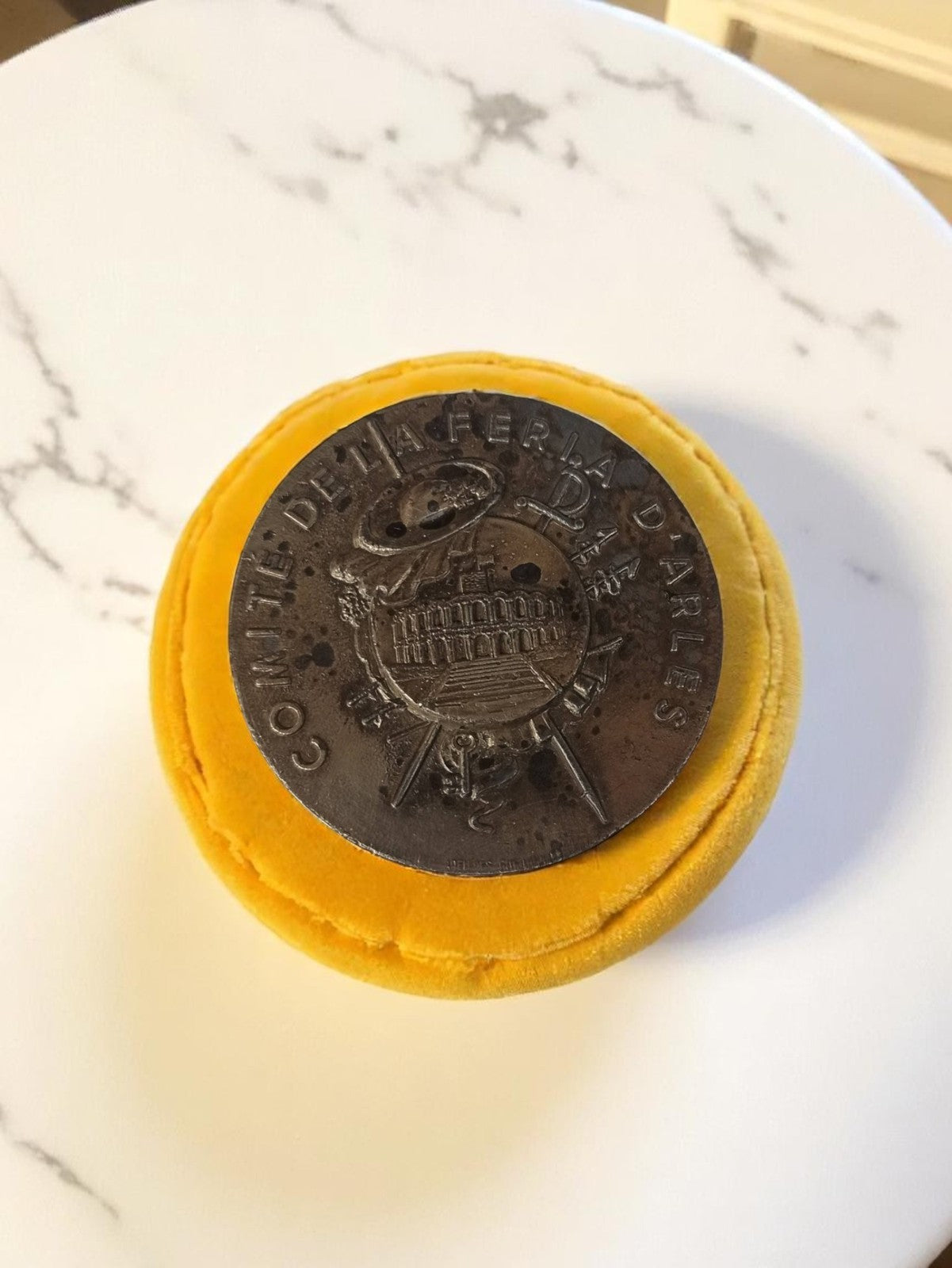 Vintage Medaille Komitee Feria Arles Stierkampfarena Dekoration Arenen altes Andenken