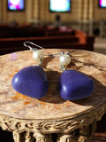 Boucles d’oreilles vintage années 60 perle blanche et pendentif violet rétro