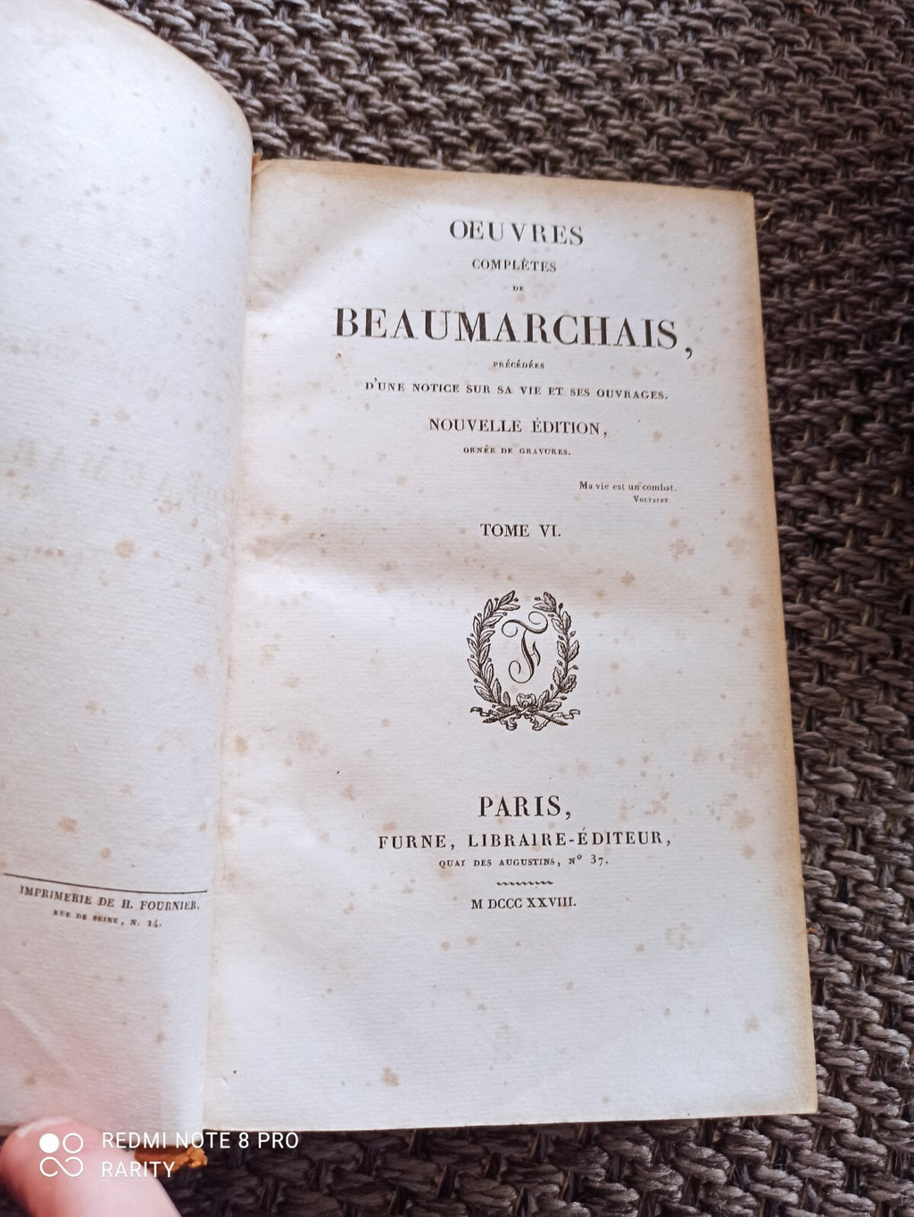 Livres anciens Oeuvres de Beaumarchais tomes 5 et 6 reliure décorée 1828